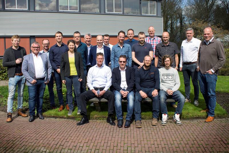 Deelnemers seminar oliefiltratie bij Hitma op 16 april 2018